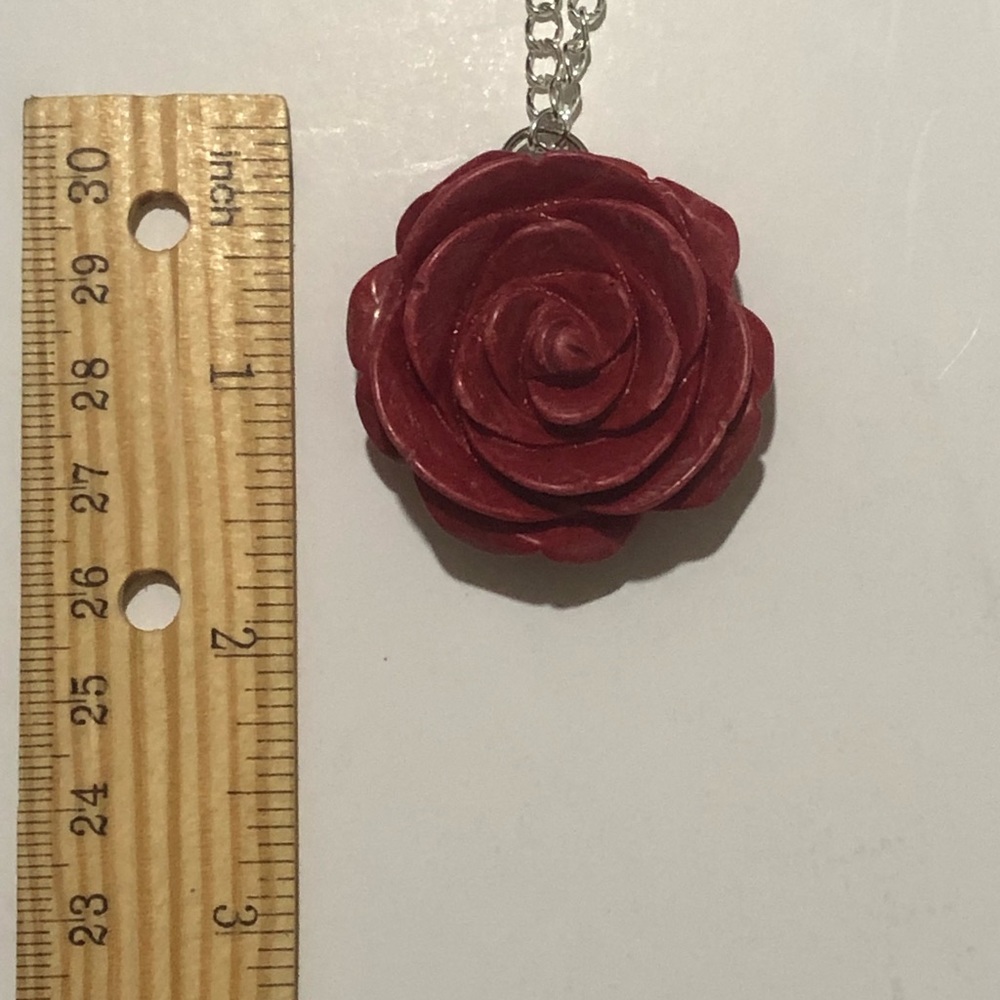 Red flower necklace